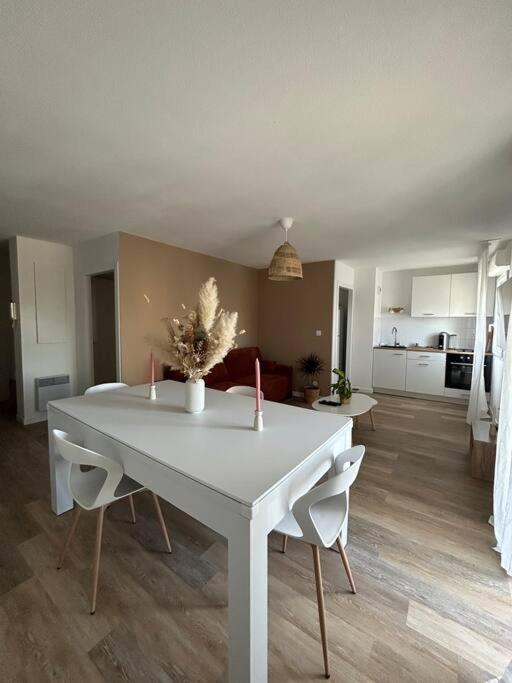 Romantique Room Muret Zewnętrze zdjęcie