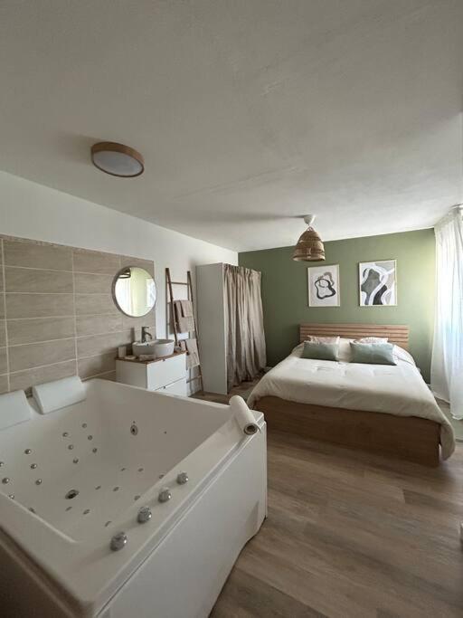 Romantique Room Muret Zewnętrze zdjęcie